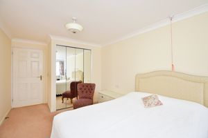 Bedroom- click for photo gallery